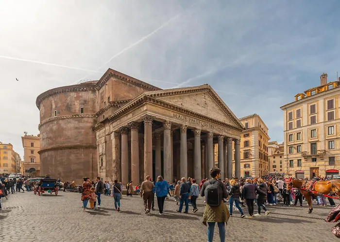 Pantheon Delightful Apartament *