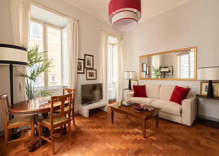 Pantheon Delightful Apartament *